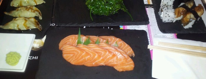 Sushi Store is one of comida extranjera.