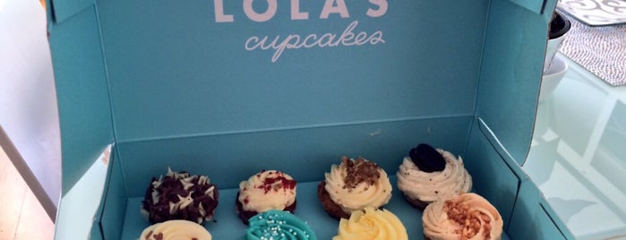 LOLA's Cupcake & Coffee Bar is one of Bons plans Londres.