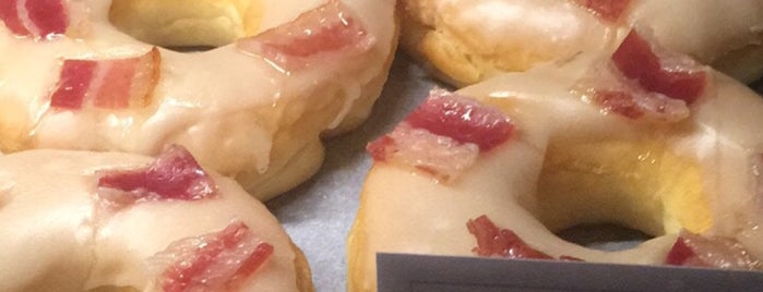 Jolly Molly Donuts is one of Lugares favoritos de Rafa.