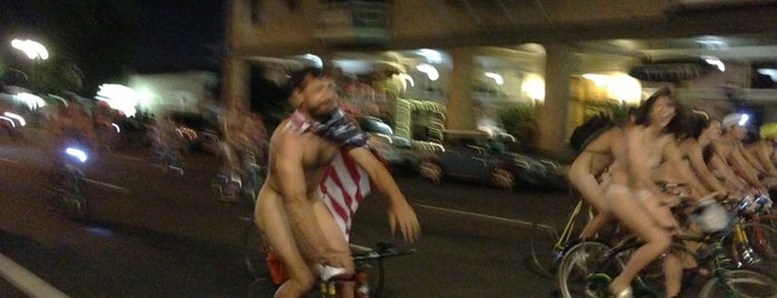 Portland Naked Bike Ride is one of Lugares favoritos de Star.