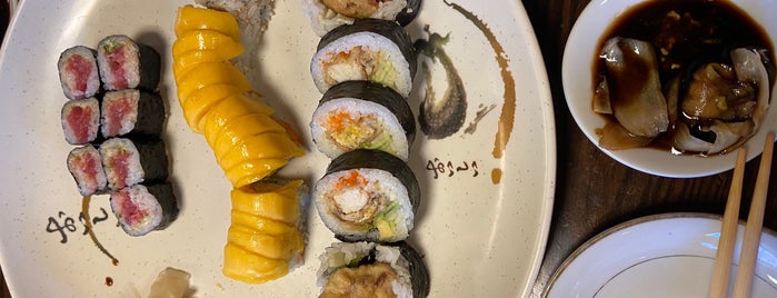 Hai's Sushi & Pho is one of Ian : понравившиеся места.