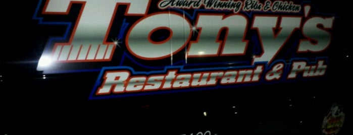 Tony's Restaurant & Pub is one of สถานที่ที่ Heather ถูกใจ.