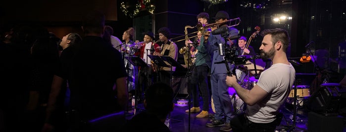Jazz at Lincoln Center is one of Tempat yang Disukai Huaisi.