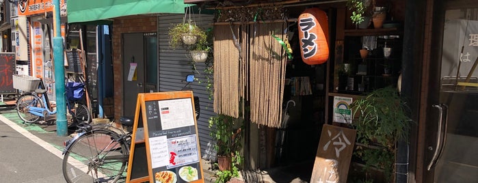 香や is one of 三茶飯店.