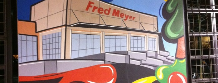 Fred Meyer is one of Conseil de ⚡️Stephano.
