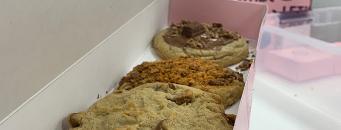 Crumbl Cookies is one of Chicago.