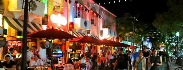 Espanola Way Village is one of South Beach Food Tour.