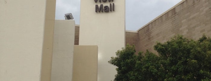 Valley View Mall is one of Locais salvos de Krystal.
