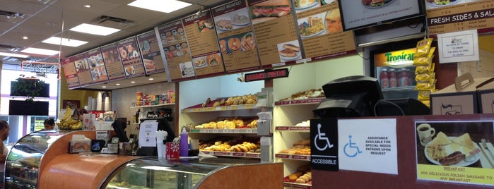 Dandee Donut Factory is one of Pompano Beach.
