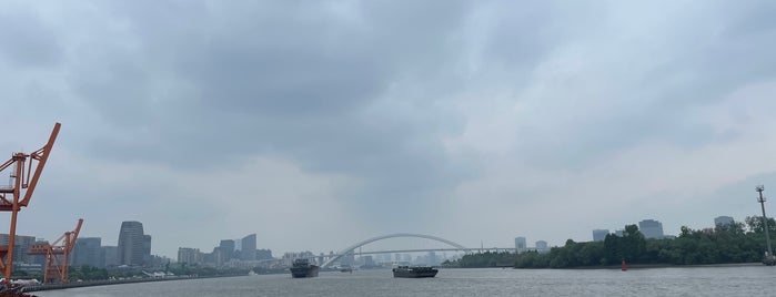 Xuhui Riverside Park is one of Shanghai.