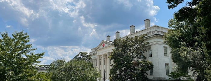 American Red Cross National Headquarters is one of Locais salvos de PenSieve.