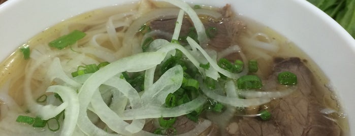 Pho' 2000 is one of Good Food Places: Around The World.