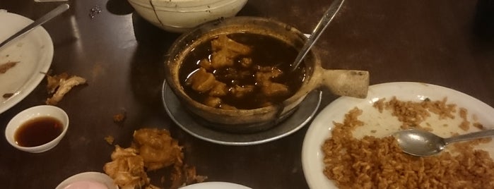 Foong Lian Claypot Foods is one of KL food list.