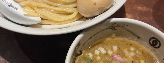 Menya Musashi Bujin is one of 東京オキニラーメン.