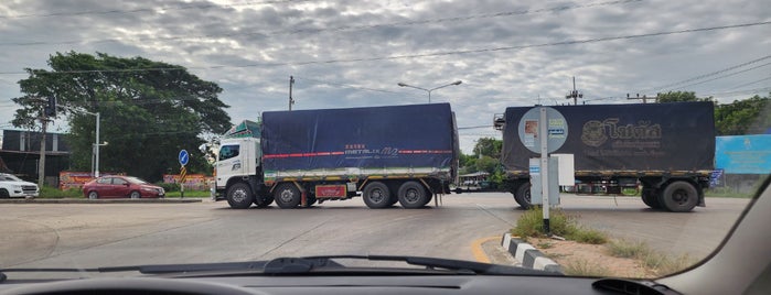 แยกเจ้าปลุก is one of Bkk - Lopburi Way.