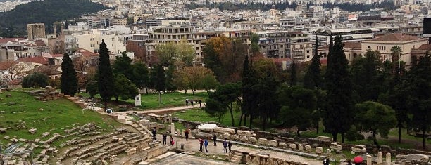 Dionisos Tiyatrosu is one of [To-do] Athens.