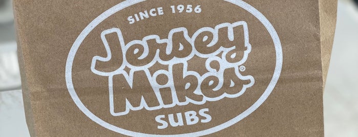 Jersey Mike's Subs is one of Posti salvati di DV.