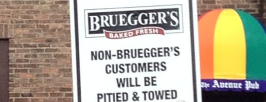 Bruegger's Bagels is one of Tempat yang Disukai MSZWNY.