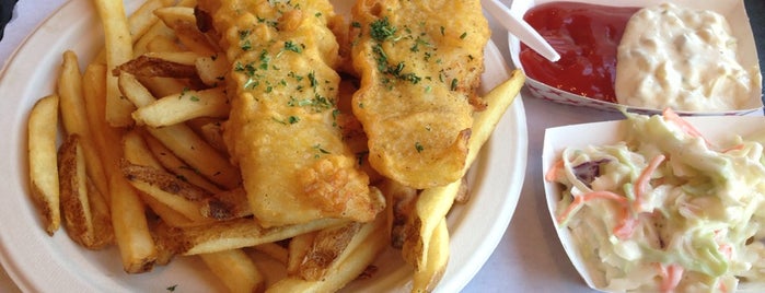 Fish & Chips of Sausalito is one of Tempat yang Disukai Peter.