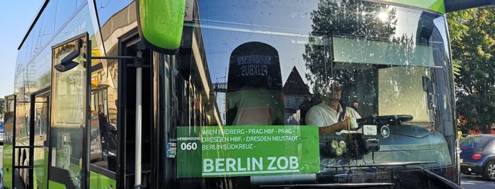 FlixBus Dresden-Berlin is one of Tempat yang Disukai Gulden.
