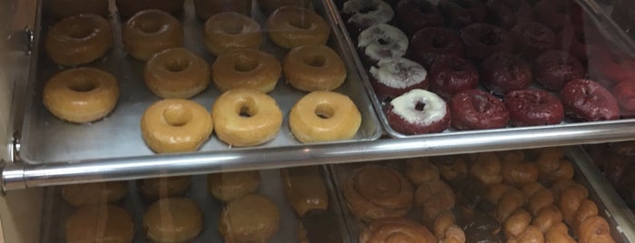 Le Donut is one of Houston Eats.