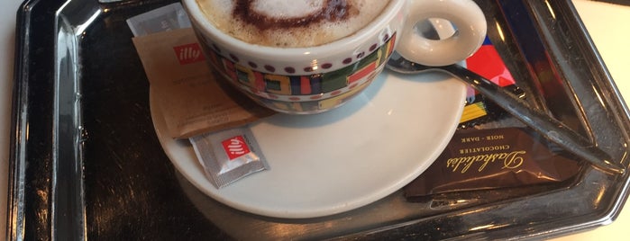 Illy Espresso Shop is one of Student in Gent :).