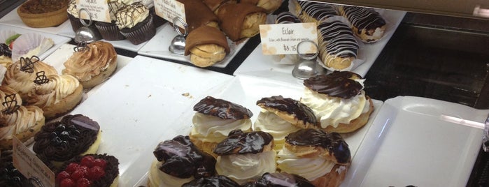 Danish Pastry House is one of Cafe Tour of Tufts.