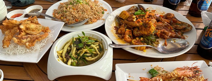 Min Lan Monte & Seafood is one of Locais curtidos por Asim.