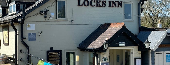 Foxton Locks Inn is one of สถานที่ที่ Carl ถูกใจ.