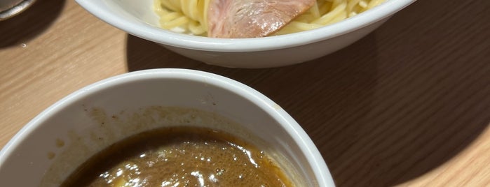 麺屋 みちしるべ is one of ラーメン.