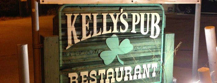 Kelly's Pub is one of Lugares favoritos de Diann.