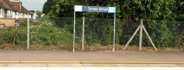 Turkey Street Railway Station (TUR) is one of Tempat yang Disukai Ali.