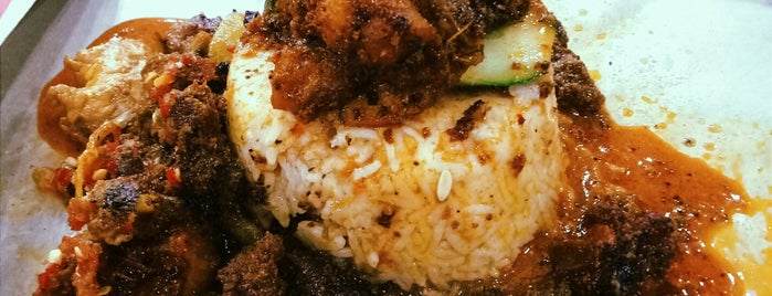 Nasi Kukus Malaya Ayam Cincang is one of FoodVel Puchong’s Food Spots.