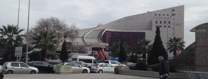 Ataturk Kultur Merkezi is one of Favorite Arts & Entertainment.