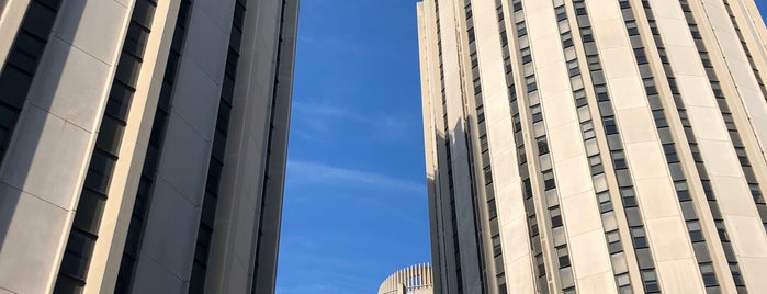 Litchfield Towers is one of Pitt Campus Explorer.