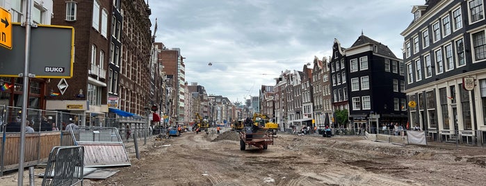 Nieuwezijds Voorburgwal is one of Amsterdam!.