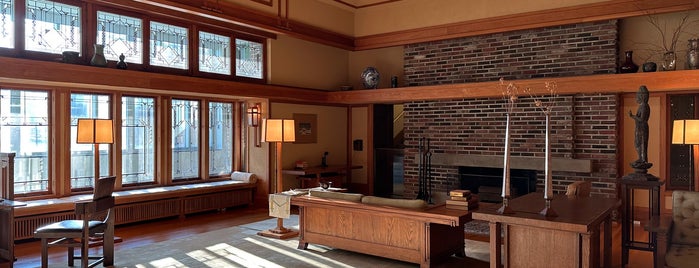 The Frank Lloyd Wright Room is one of NYC with Cyn.