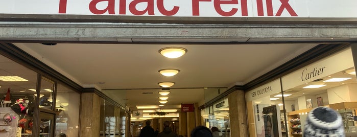 Pasáž Fénix is one of Prague Shopping.