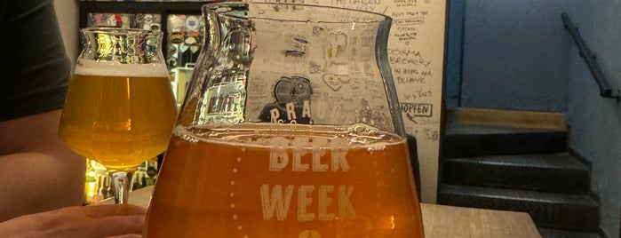 BeerGeek Bar is one of Praga.