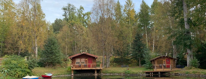 Bowman's Bear Creek Lodge - Cafe is one of alaska.