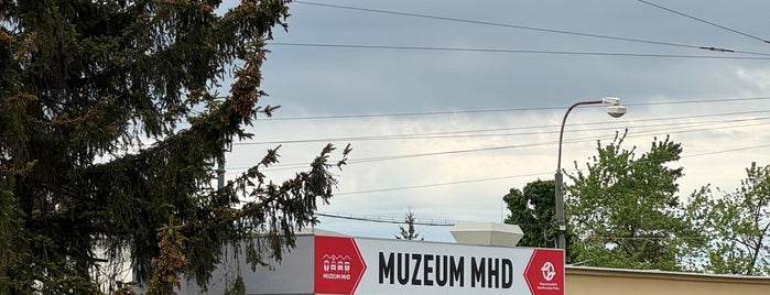 Muzeum městské hromadné dopravy is one of Museos ferroviarios.