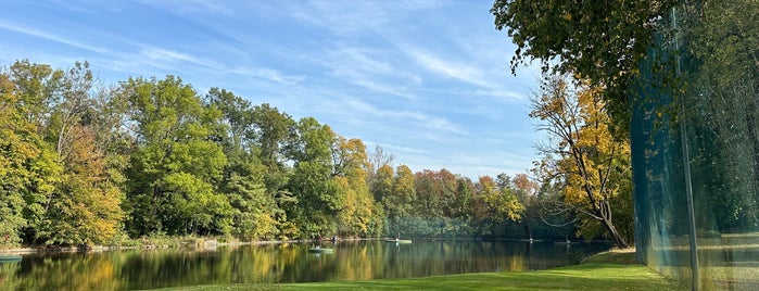 Golf Club Chateau St.Havel is one of Fun in Prague.