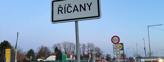 Říčany is one of Středočeský kraj.