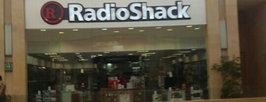 RadioShack is one of Patricia 님이 좋아한 장소.