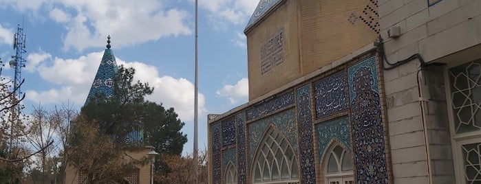 Takht-e Foulad | تخت فولاد is one of Isfahan.