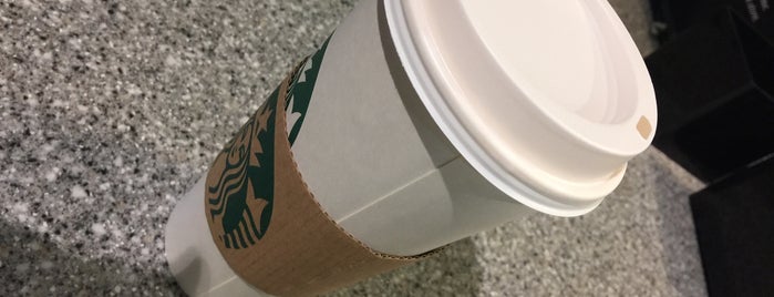 Starbucks is one of Matt 님이 좋아한 장소.