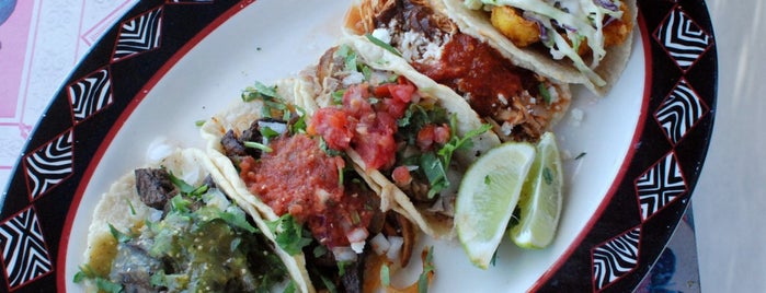 Los Anaya Authentic Mexican Food is one of A Taco Crawl of Los Angeles.