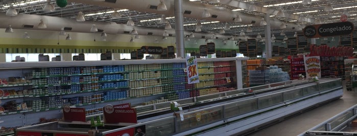 Supermercado Maciel is one of sss.