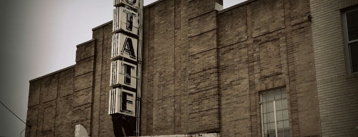 State Theater Point Pleasant is one of Orte, die Corey gefallen.