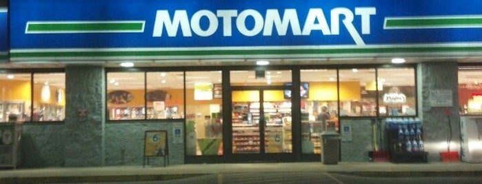 Moto Mart is one of Locais curtidos por Chuck.